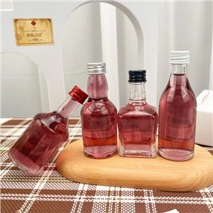 בקבוק זכוכית מיני אלכוהול 50 מ"ל